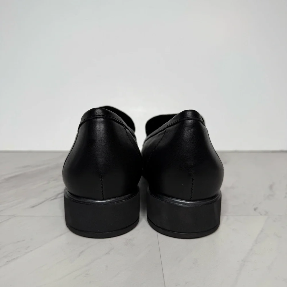 Munro Giselle Black Leather Loafer 9 1/2 W